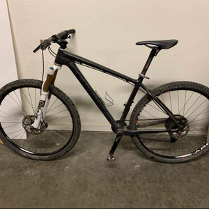 2016 Santa Cruz highball c Black