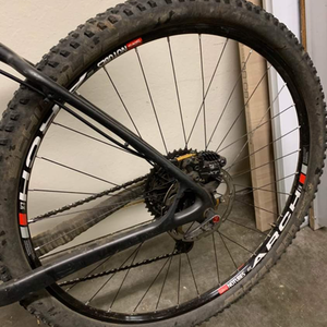 2016 Santa Cruz highball c Black