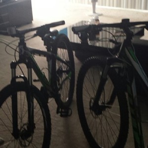 SCOTT Aspect 750 Black and Green