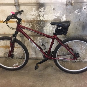 2011 Norco Bikes MOUNTAINEER Red