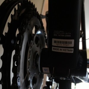2015 Devinci Black and Red