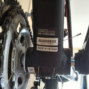 2015 Devinci Black and Red