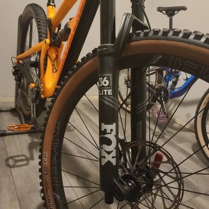 2018 Santa Cruz Hightower CC Orange