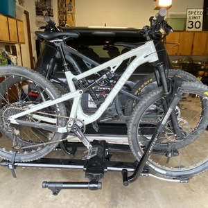 2020 Juliana Bicycles Furtado Silver, gray or bare metal