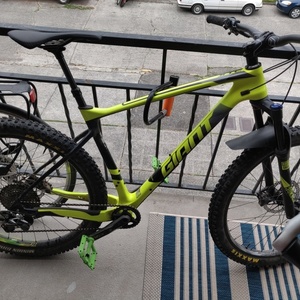 2017 Giant XTC Advanced 27.5+ 2 Green