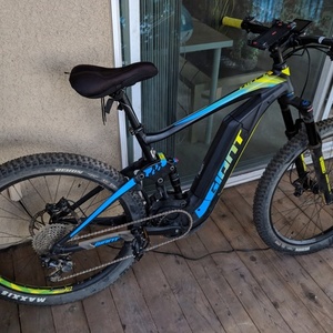Giant FULL-E+ 3 Black and Blue