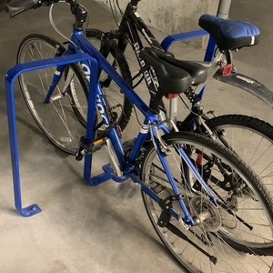 2012 Devinci hybrid Blue