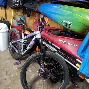 2019 Trek Fuel 8 Silver, gray or bare metal and Purple