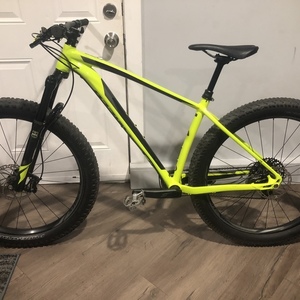 2017 Specialized Fuse comp Green and Black