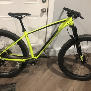2017 Specialized Fuse comp Green and Black