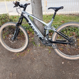 2020 Trek rail Black
