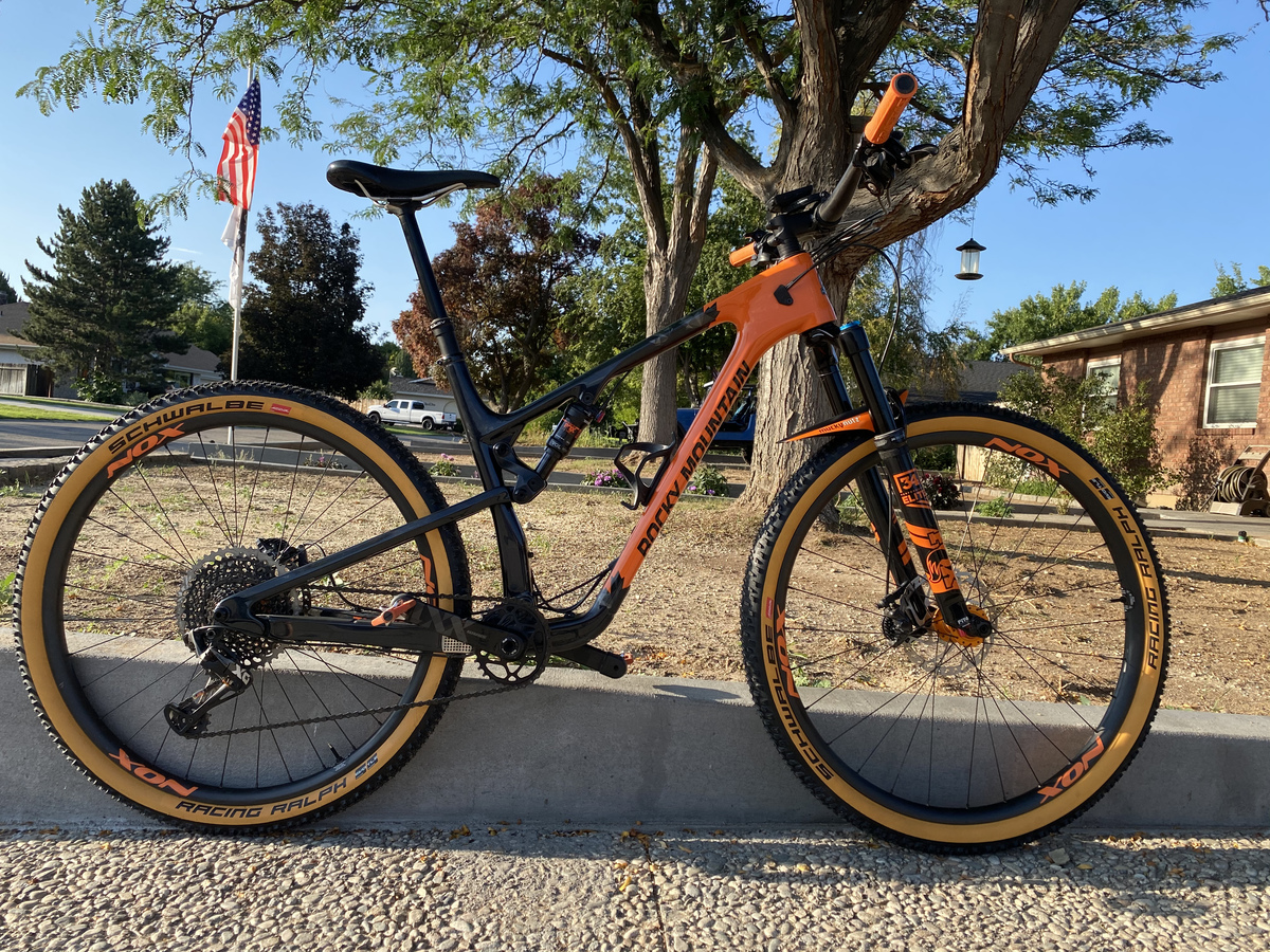 2020 Rocky Mountain Bicycles Element C70