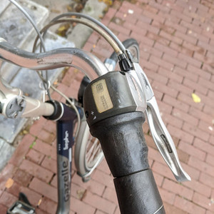 Gazelle Saphir Stickers tape or other cover-up