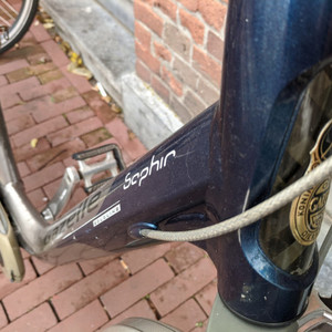 Gazelle Saphir Stickers tape or other cover-up