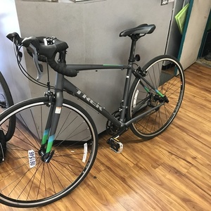 Trek Lexa Silver, gray or bare metal