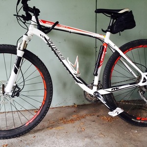 Specialized Rockhopper A1 FSRxc White, Black, and Red