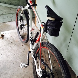 Specialized Rockhopper A1 FSRxc White, Black, and Red