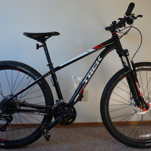 2015 Trek X-Caliber 6 Black, White, and Red