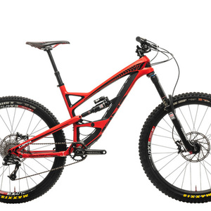 2017 YT Capra CF Black
