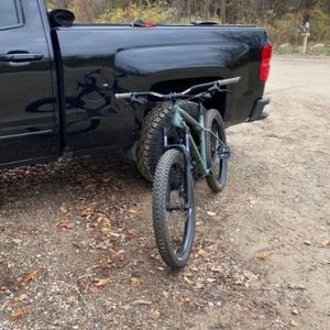 2020 Specialized Fuse 27.5, Large Green