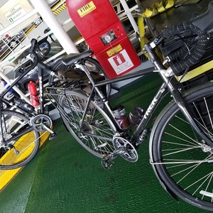 2019 Trek Checkpoint ALR 4 Black and Silver, gray or bare metal