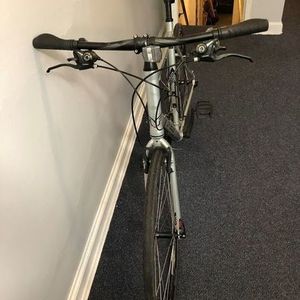 2017 Felt Felt Verza Speed 50 - 61 cm Silver, gray or bare metal