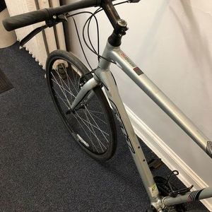 2017 Felt Felt Verza Speed 50 - 61 cm Silver, gray or bare metal