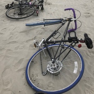 1985 Shogun Mixte Black and Blue