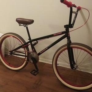 2014 Haro Downtown 24 Black and Red