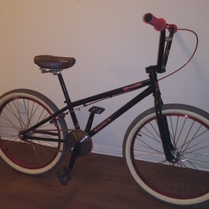 2014 Haro Downtown 24 Black and Red