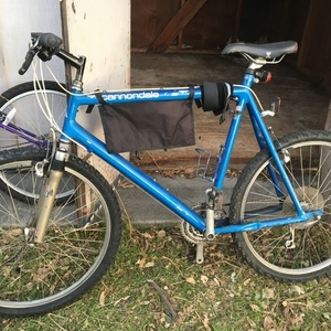 1991 Cannondale Mountain Bike Blue