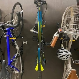 2019 GT Bicycles Mountain bike XL mens Black, Blue, and Yellow or Gold