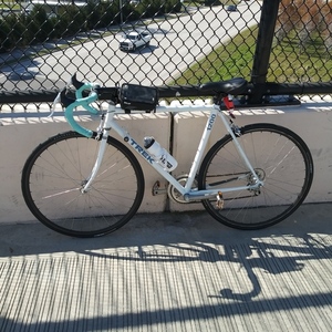 1990 Trek 1200 White