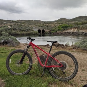 2020 Salsa RangeFinder Red