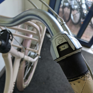 Batavus Diva Stickers tape or other cover-up