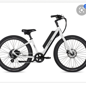 2020 Aventón Pace 500 step through medium White