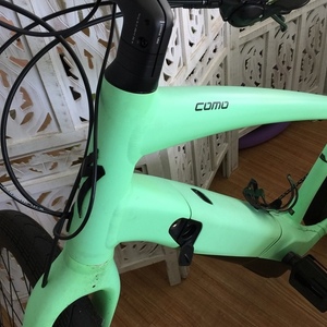 2018 Specialized Como 2.0 E-Bike Green and Blue