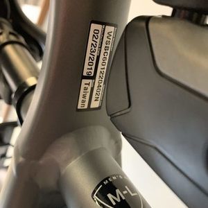 2019 Specialized Turbo Como Silver, gray or bare metal