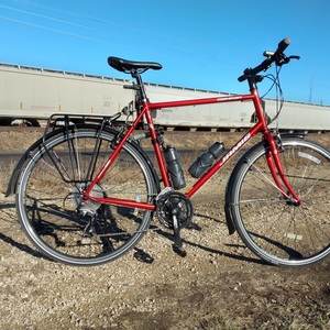 2019 Jamis Coda Sport Red