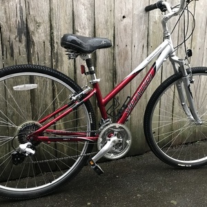 2004 Specialized Crossroads Sport Red and Silver, gray or bare metal