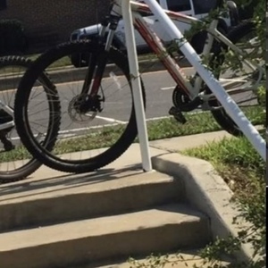 2015 Specialized Hotrock White and Red