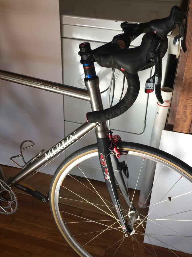Merlin Extra Light Road