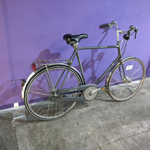 Sparta Silver, gray or bare metal