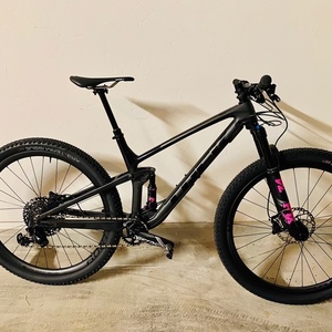 2020 Trek Top fuel 9.8 Black