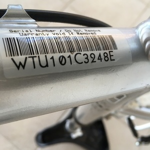 Trek 7000 Silver, gray or bare metal