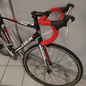 2014 Trek 1.2 Alpha Black, Red, and White