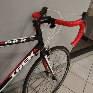 2014 Trek 1.2 Alpha Black, Red, and White