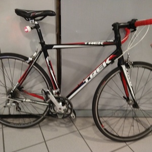 2014 Trek 1.2 Alpha Black, Red, and White