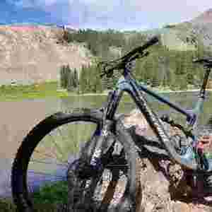 2018 Santa Cruz Hightower LT C Silver, gray or bare metal