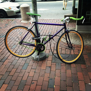 2010 Scattante Single speed women’s bike with yellow... Purple